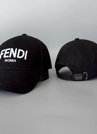 Кепка  fendi