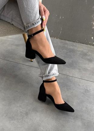 Туфлі жіночі, чорні