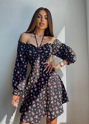 Сукня коротка з рукавом