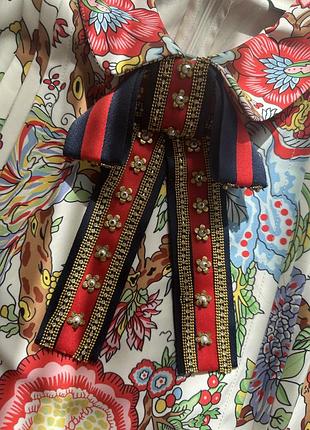 Сукня gucci із брошкою 2