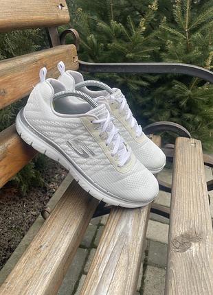 Жіночі кросівки skechers 38р-24,5см!