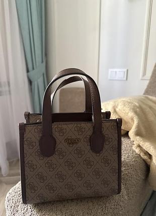 Жіноча сумка