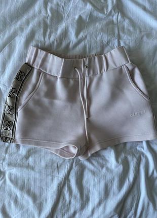 Ніжні , стильні й комфортні шортики від guess