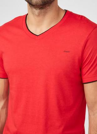 Футболка мужская guess л оригинал