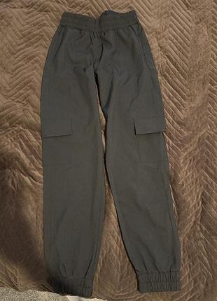 Чорні спортивні штани карго