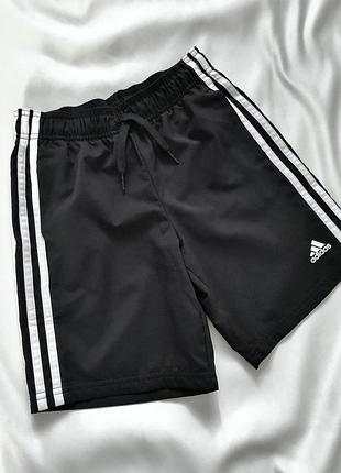 Спортивні шорти