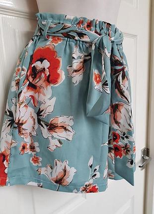 Шорти в квіти