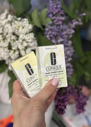 Тональний clinique