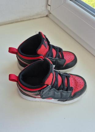 Nike jordan 15-15,5 см