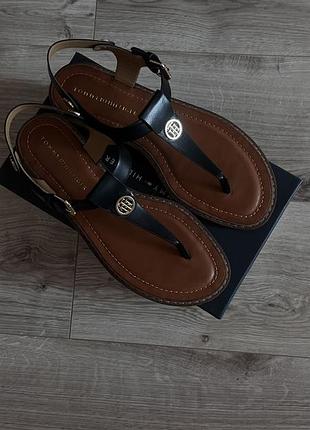 Босоніжки жіночі tommy hilfiger2 фото