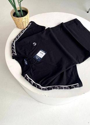 Фирменная футболка fred perry tape t-shirt