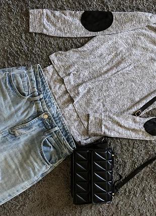 Светр тонкий коричневий xs bershka