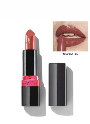 Увлажняющая кремовая губная помада ультра avon холодный кофе/iced coffee. ultra color lipstick 3.6 г
