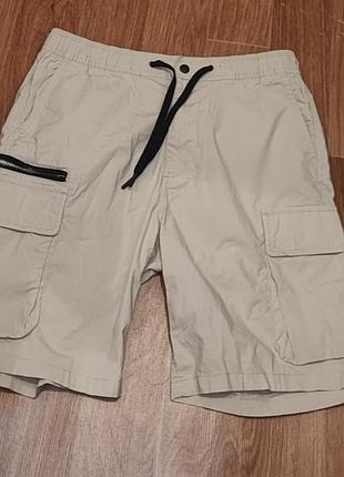 Шорты h&m молочного цвета