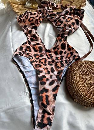 Суцільний купальник на чашечках леопардовий 🐆