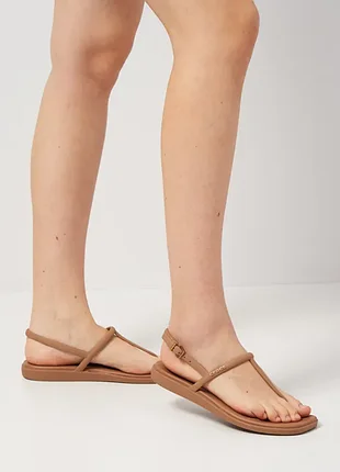 Crocs women's miami thong sandal flat сандалии женские крокс майами коричневые.