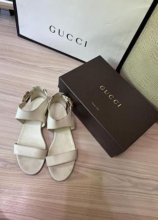 Брендові босоніжки gucci оригінал 40р