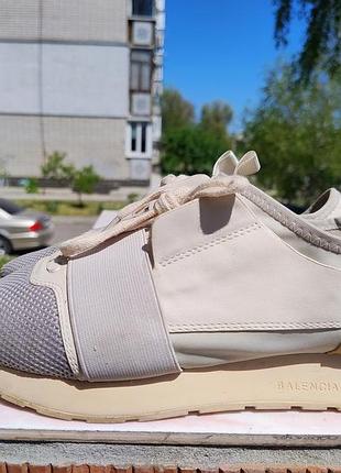 Кросівки італія balenciaga