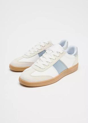 Цветные кроссовки