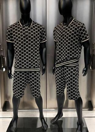 Брендові костюми