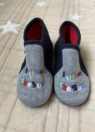 Дитячі капці (тапочки)