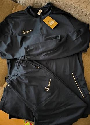 Спортивний костюм чоловічий nike xl спортивный костюм мужской