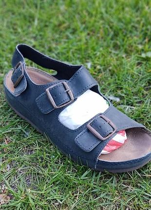 Чоловічі босоніжки