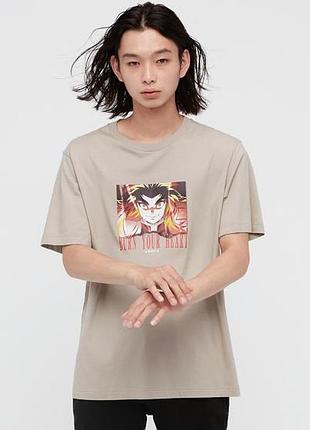 Футболка uniqlo