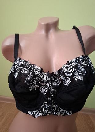 Бюстгальтер 95в