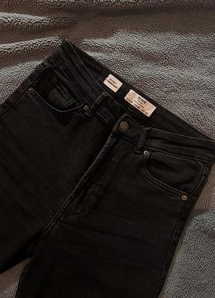 Джинси bershka