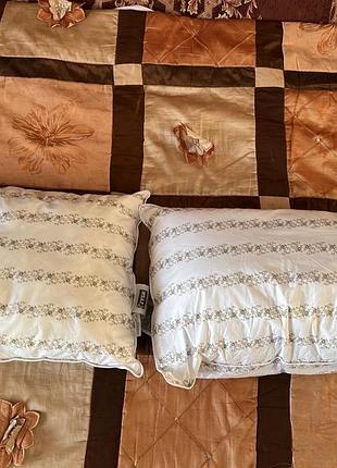 Две подушки jysk fibre pillow scandinavian sleeping