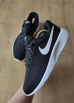 Фірмові жіночі кросівки nike, оригінал, р.37,5