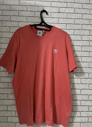 Футболка adidas унісекс