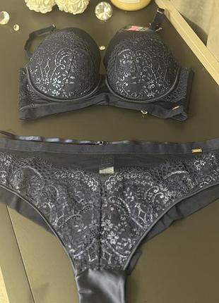 Дуже красивий комплект hunkemoller