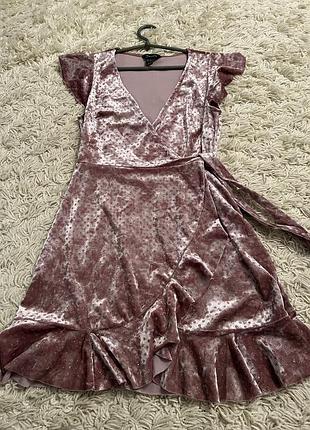 Миле платтячко на запах