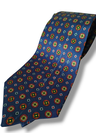 Мужской классический галстук.