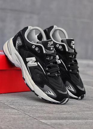 Кросівки new balance чорно білі