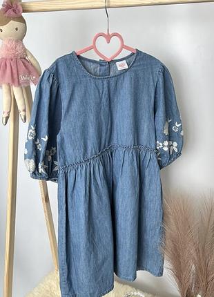 Сукня джинсова з вишивкою