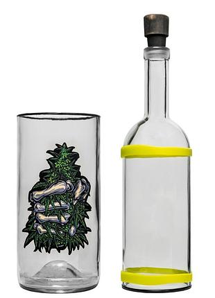Скляний водний