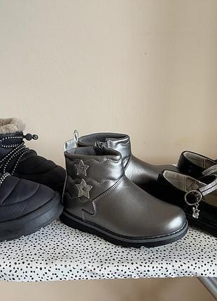 Взуття для дівчинки 29,30 chicco,zara