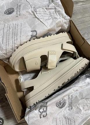 Круті босоніжки.ugg.оригінал