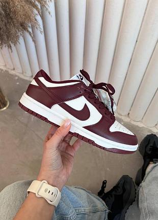 Кросівки Nike Dri-FIT Swoosh Icon Clash Γυναικείο Αθλητικό Μπουστάκι