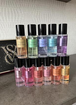 Подарунковий набір 12 спреїв ultimate mist discovery gift set набір спреїв вікторія сікрет