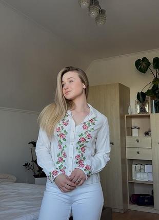 Вишиванка біла