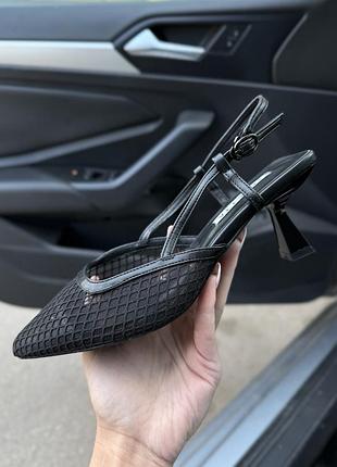 Ідеальні босоніжки літні класика лодочки