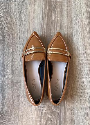 Лофери жіночі zara, 36 розмір, кемел лаковані