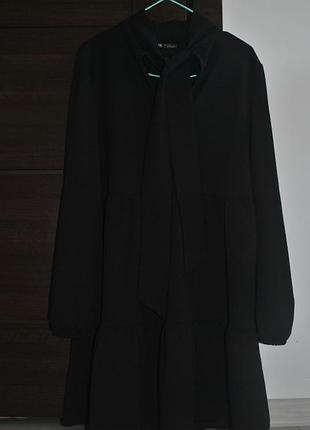 Плаття жіноче від бренду zara , розмір s) 🖤 ріст моделі -173