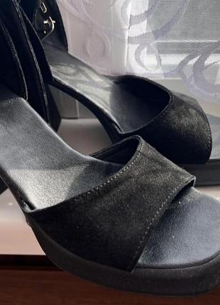 Босоножки из натуральной замши!!