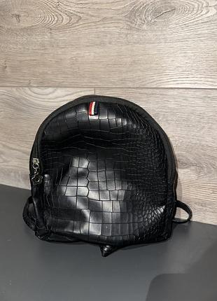 Рюкзачок чорний маленький