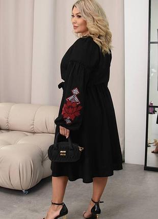 Колоритна сукня з вишитими квітами, українська сукня вишиванка з поясом, етно плаття вишит...